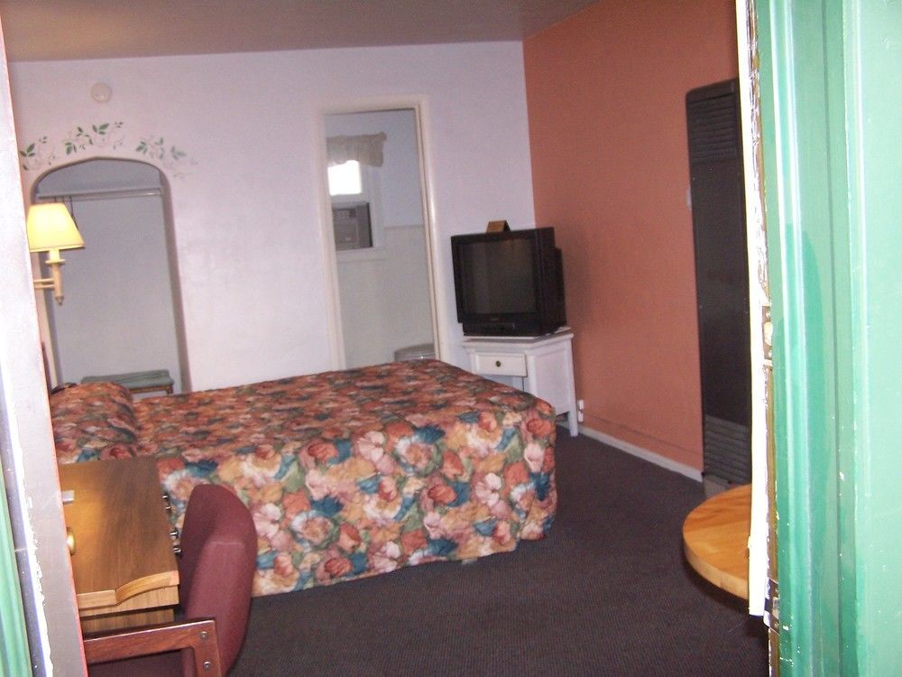 Circle R Motel Салайда Екстер'єр фото