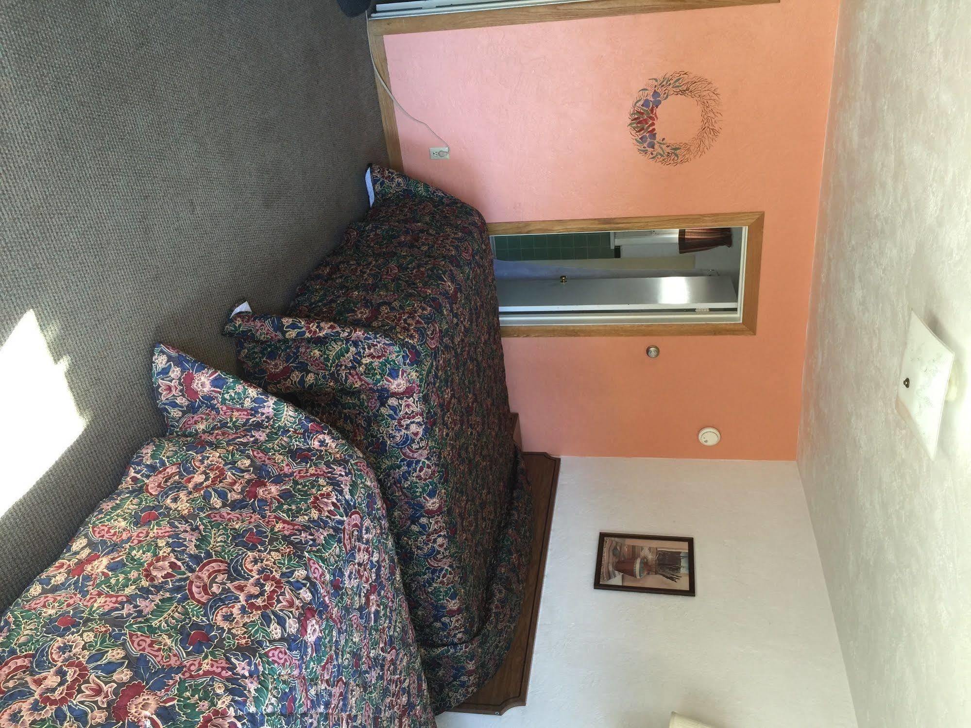 Circle R Motel Салайда Екстер'єр фото